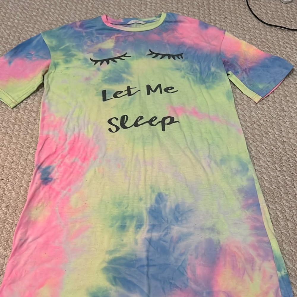 Tie-dye pajama dress that says let me sleep size 11–12, Y from Sheen